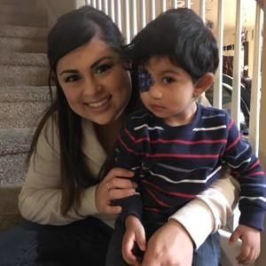 Meet your Posher, Mayra